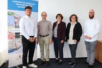 Vier Vermessungsoberinspektorenanwärter (VOIA) starten ihre Ausbildung im LVermGeo