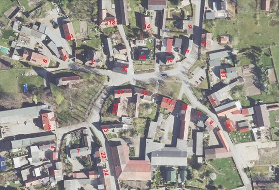 Orthophoto mit Hausnummern